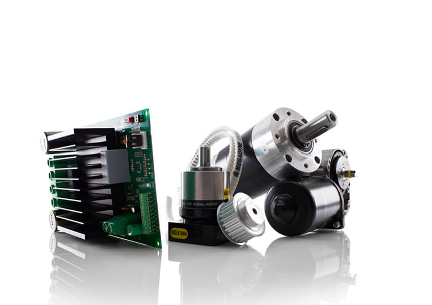 Motor og transmissioner, motorstyringer, lineære produkter og tandremstransmissioner