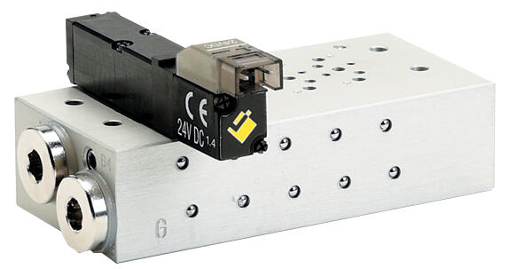 Base plate, common advance and venting