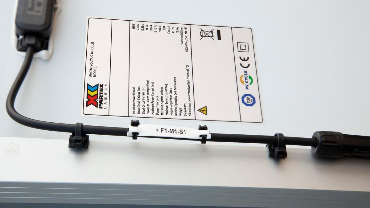 Edge Clip Tie 2.jpg