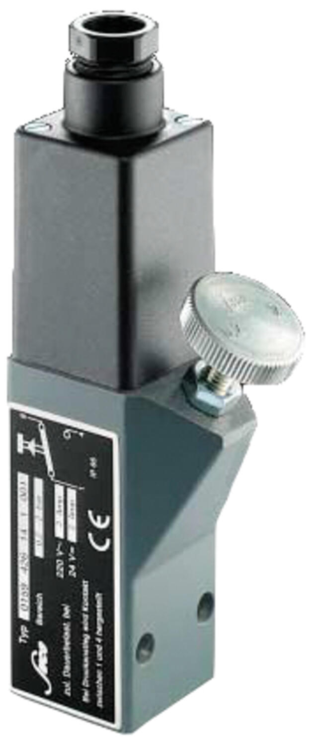 Photo of preassure switch with external adjustment.